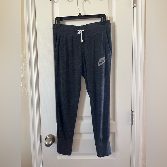 *Multiple Items-  2-Lululemon Pace Rival , 2-lululemon shorts, 1-Nike joggers - Picture 14 of 16